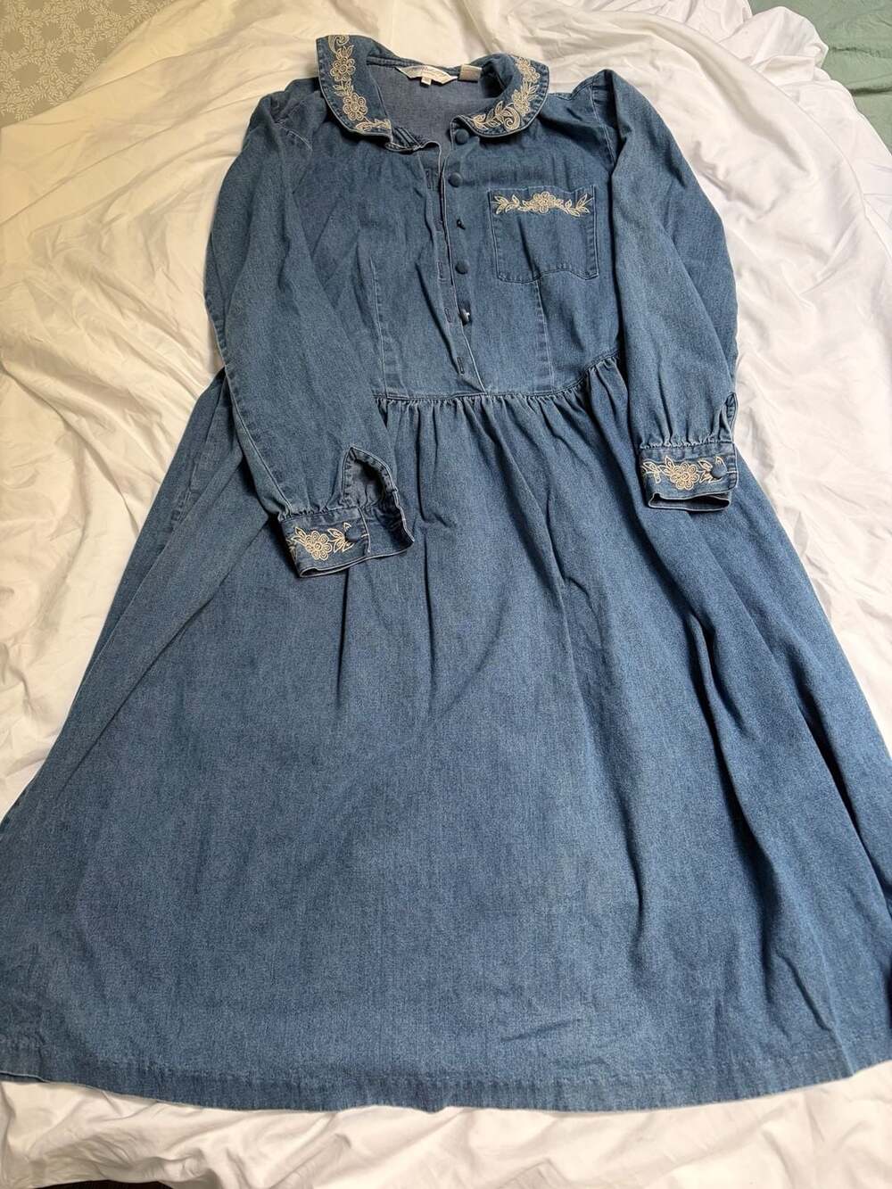 All Week Long Petite Vintage Denim Long Sleeve Embroidered Collar Dress Size 10